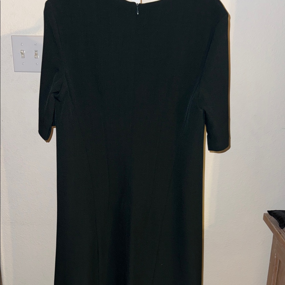 MM Lafleur Elegant Forest Green Dress - Picture 4 of 6